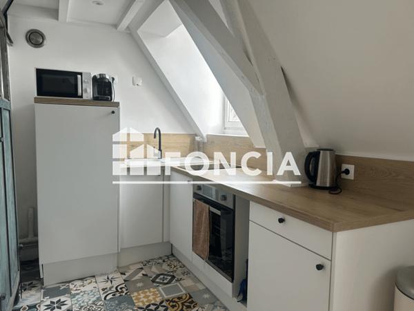 Location Studio meublé 31.39 m² - 33 RUE DE ROUBAIX Lille 59000