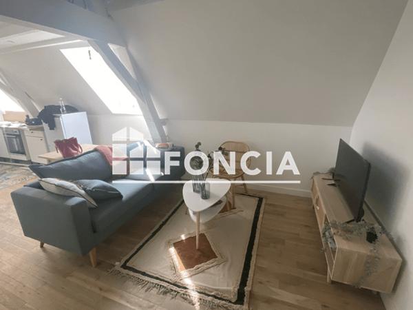 Location Studio meublé 31.39 m² - 33 RUE DE ROUBAIX Lille 59000