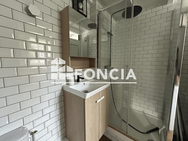 Location Studio meublé 31.39 m² - 33 RUE DE ROUBAIX Lille 59000