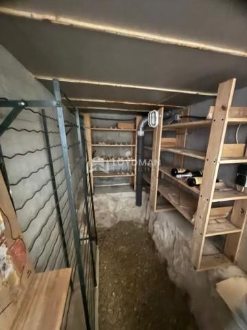 Maison De Plain-Pied de 139.46 m², Grande pièce de vie et 3 Chambres