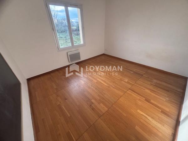 Maison De Plain-Pied de 139.46 m², Grande pièce de vie et 3 Chambres