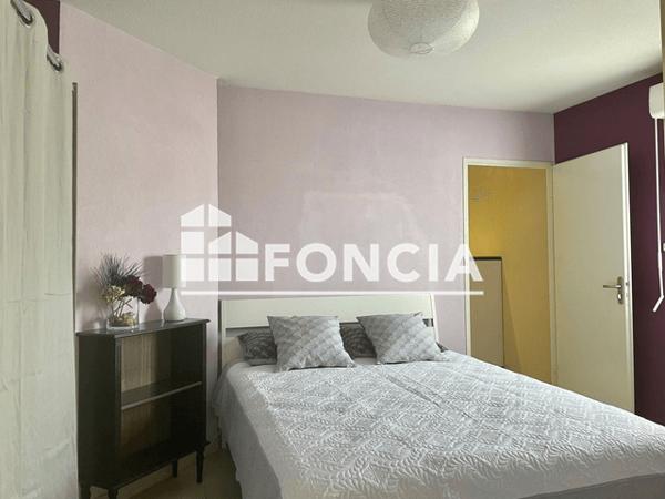 Location Appartement meublé 2 pièces 39.83 m² - AVE DE ST EXUPERY RUE A.RIMBAUD La Seyne Sur Mer 83500