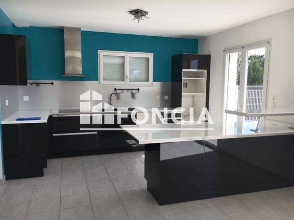 Location Maison 5 pièces 103 m² - 718 ROUTE DE TREVOUX Reyrieux 01600