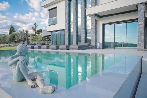 Maison à vendre 10 pièces OPIO (06)