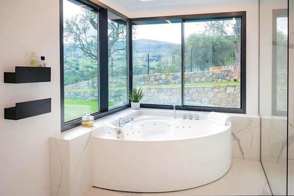 Maison à vendre 10 pièces OPIO (06)