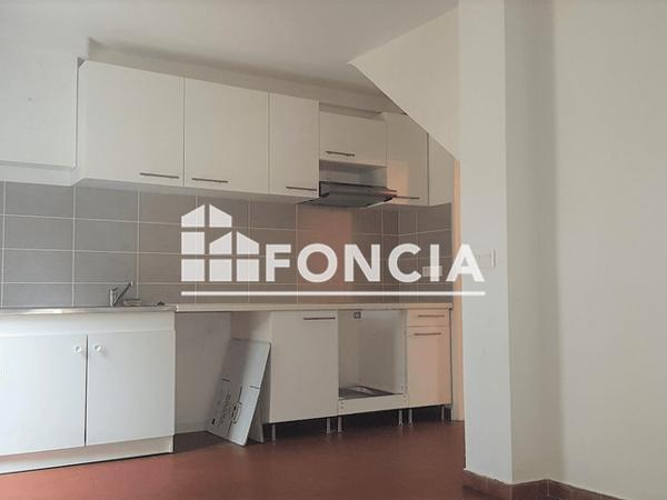 Location Maison 4 pièces 86.07 m² - QUARTIER MAREGAU - AV. POITOU Saint-mandrier-sur-mer 83430