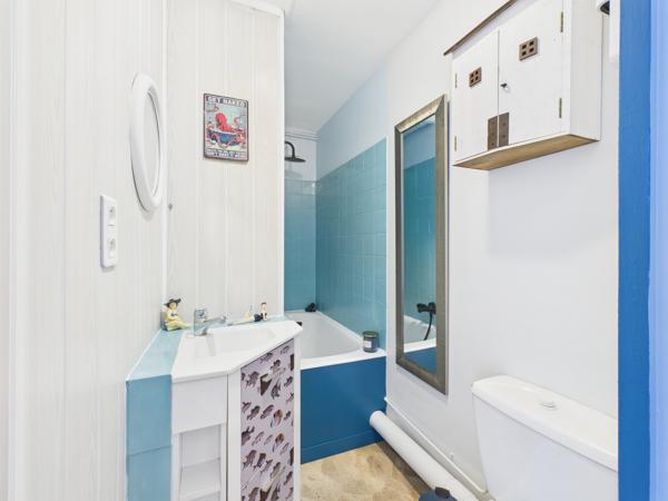 Appartement 29 m² avec stationnement privatif à Saint-Donatien