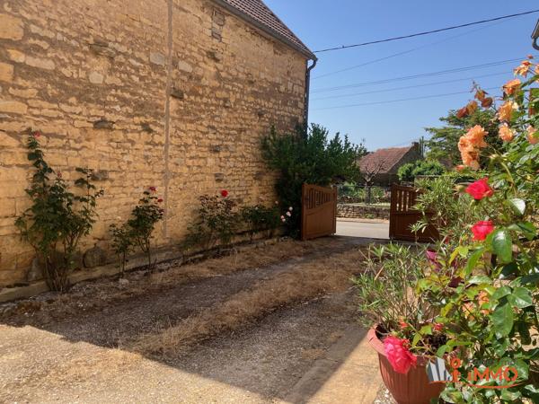 Ravissante maison de village avec jardin et terrasses