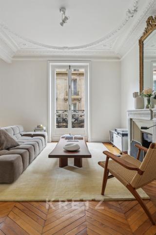 Appartement familial et de reception avec balcon exposition sud-ouest