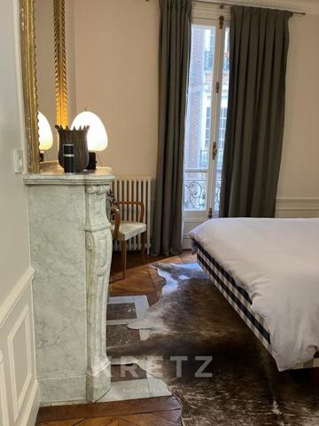 Appartement familial et de reception avec balcon exposition sud-ouest