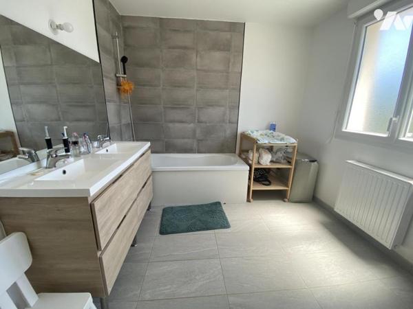 MAISON RECENTE T5 - MESQUER 