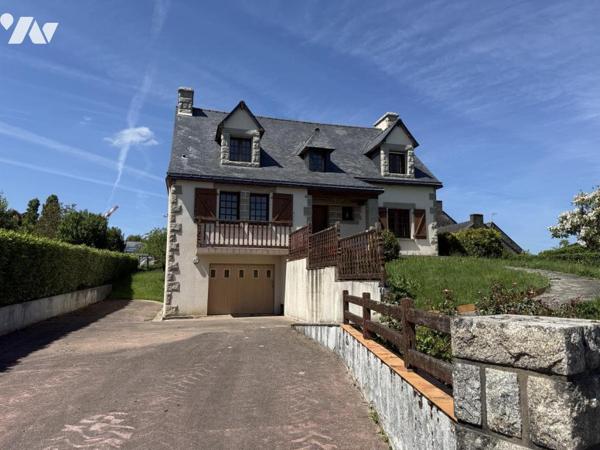 Maison au bourg de PLESSALA