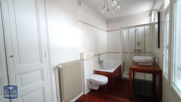 Maison à louer 6 pièces 141.93m² Châteauroux (36000)
