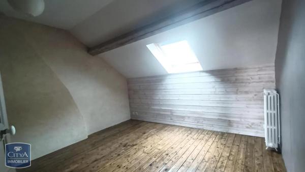 Maison à louer 6 pièces 141.93m² Châteauroux (36000)