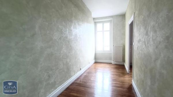 Maison à louer 6 pièces 141.93m² Châteauroux (36000)