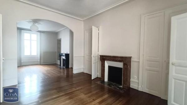 Maison à louer 6 pièces 141.93m² Châteauroux (36000)
