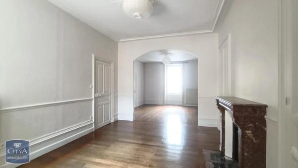 Maison à louer 6 pièces 141.93m² Châteauroux (36000)