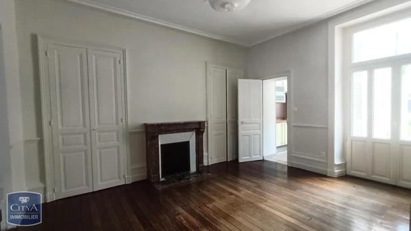 Maison à louer 6 pièces 141.93m² Châteauroux (36000)