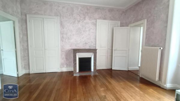 Maison à louer 6 pièces 141.93m² Châteauroux (36000)