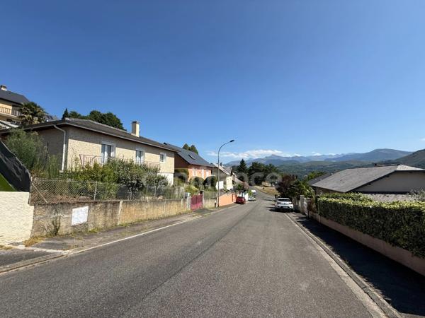 VILLA AVEC VUE SUR LES PYRÉNÉES