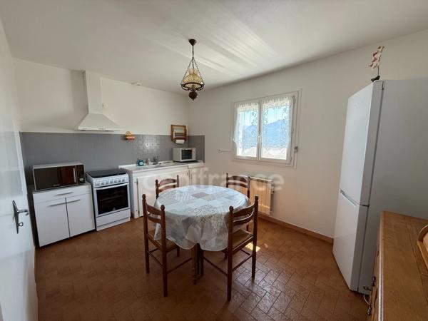 VILLA AVEC VUE SUR LES PYRÉNÉES