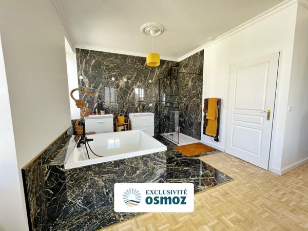 Maison de charme type 6 en centre-bourg !