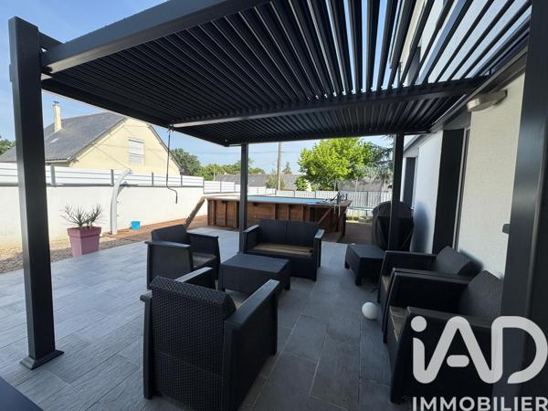 Maison à vendre 10 pièces 205 m² Mûrs-Erigné