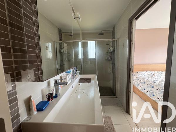 Maison à vendre 10 pièces 205 m² Mûrs-Erigné