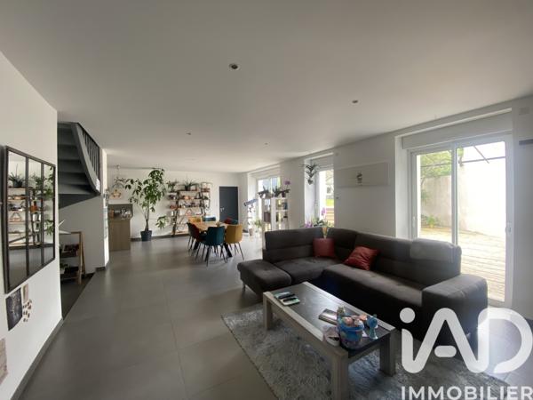 Maison à vendre 7 pièces 177 m² Aizenay