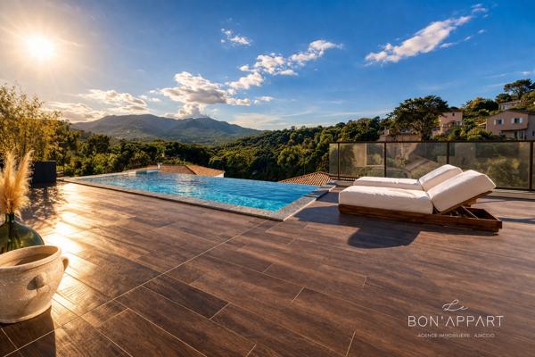 Villa 5 pièce(s) 3 chambre(s) 190 m²