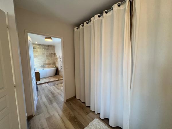 Maison 4 chambres 145m² vie de plain pied en parfait état