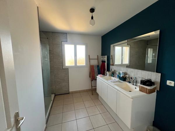 Maison 4 chambres 145m² vie de plain pied en parfait état