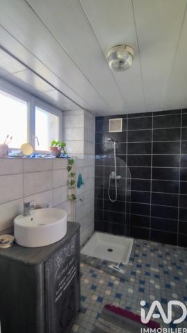 Maison à vendre 7 pièces 185 m² Saint-Pierre-le-Vieux