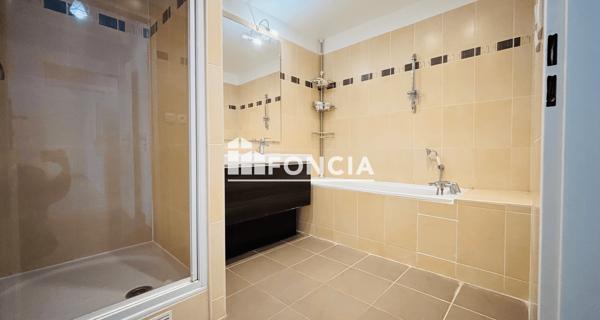 Location Appartement 3 pièces 78.8 m² - Chanteloup-les-vignes 78570