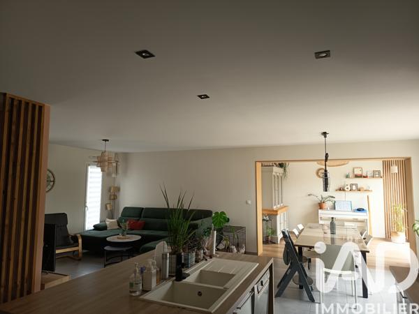 Maison à vendre 7 pièces 143 m² Essarts-en-Bocage