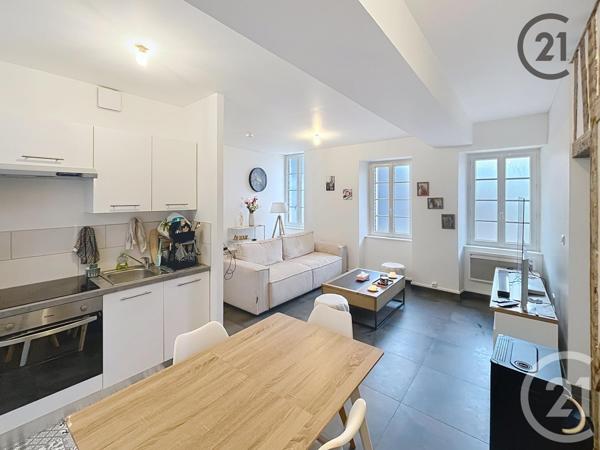 Appartement F2 à vendre  3 pièces - 52 m2 AUXERRE - 89