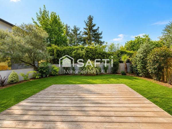 Villa 145 m², plein centre, 4 ch, garage, au calme