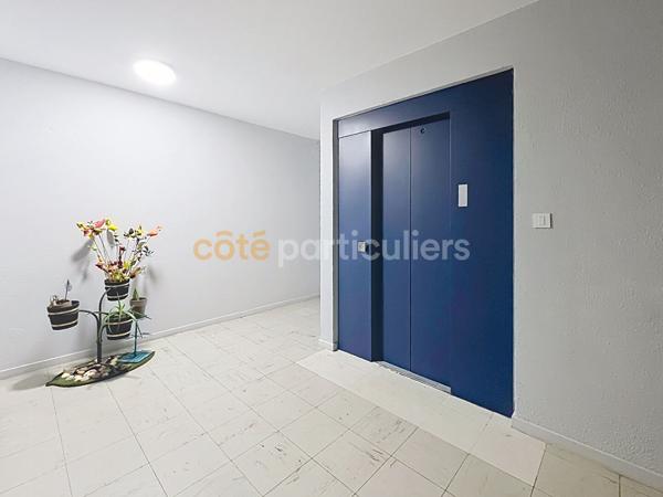 Vente
                Appartement99,76 m² - 4 Pièces -
                    MONTARGIS (45200)