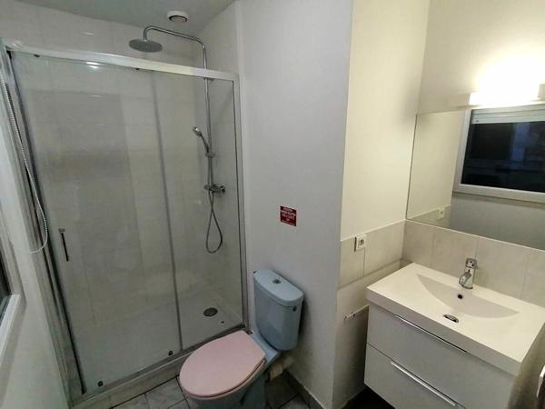 Appartement à louer    1 pièce •    Poitiers