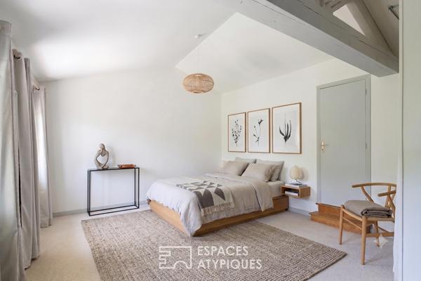 Maison de ville rénovée avec jardin au cœur du Poitiers historique
