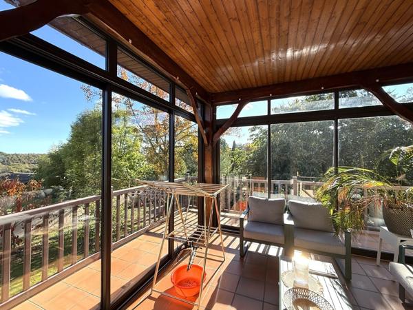 Belle maison familiale avec vue.