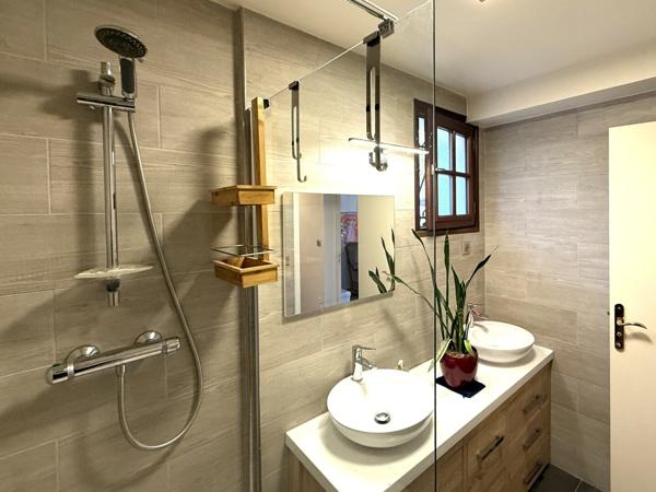 Belle maison familiale avec vue.