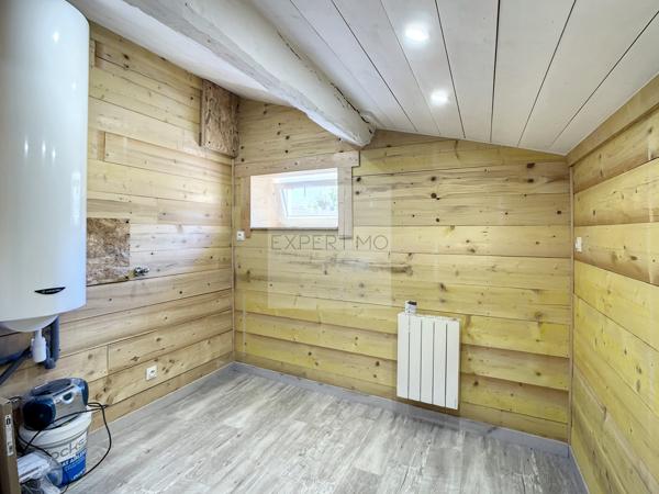 Sainte-Euphémie (01600) Maison de ville de 104.95m² 3 chambres avec terrain 210m². rénovations 2023.