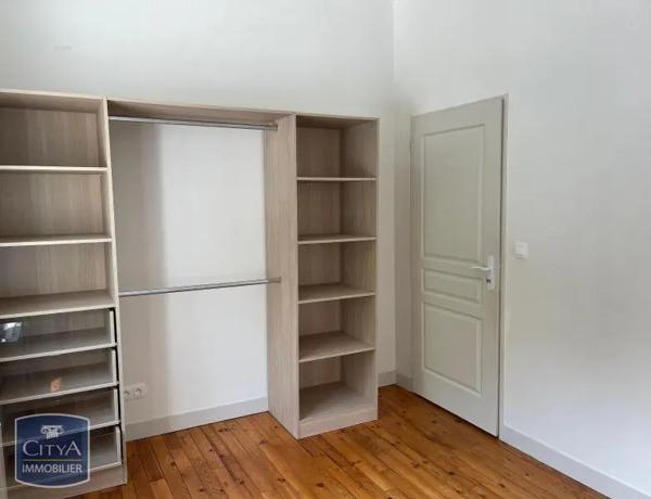Appartement à louer 2 pièces 50.04m² Saint-Didier-au-Mont-d'Or (69370)