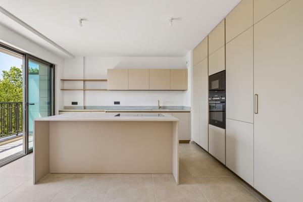 Vente Appartement de luxe Neuilly-sur-Seine 5 Pièces 150 m²