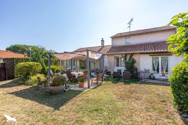 Maison à vendre |  Prigonrieux |  8 pièces | 206 m²