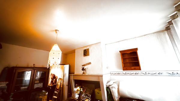 Dornecy (58530) Maison de village comprenant deux logements indépendants située à Dornecy (58530) pour un prix de 77 000 € fra