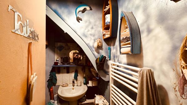 Dornecy (58530) Maison de village comprenant deux logements indépendants située à Dornecy (58530) pour un prix de 77 000 € fra