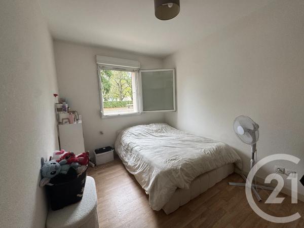 Appartement T3 à vendre  3 pièces - 56,10 m 2   LE MANS  - 72