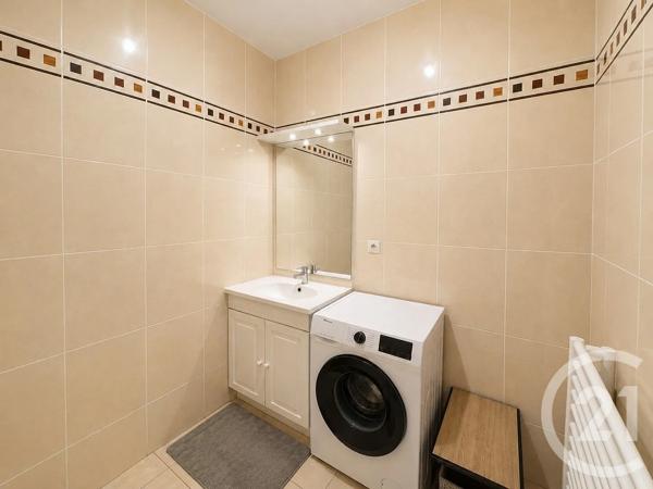 Appartement T3 à vendre  3 pièces - 56,10 m 2   LE MANS  - 72